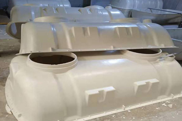 沒有對(duì)SMC玻璃鋼模壓化糞池進(jìn)行及時(shí)的清理會(huì)帶來哪些危害 沒有對(duì)SMC玻璃鋼模壓化糞池進(jìn)行及時(shí)的清理會(huì)帶來哪些危害