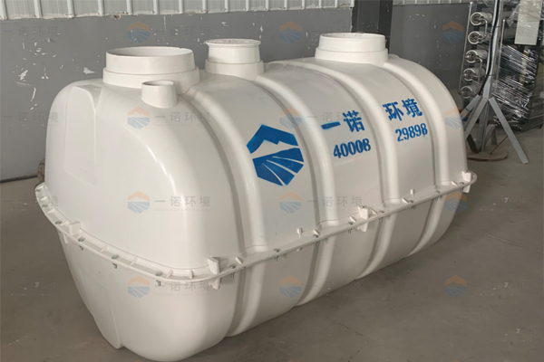 模壓化糞池在運(yùn)輸?shù)倪^程中需要注意什么 模壓化糞池在運(yùn)輸?shù)倪^程中需要注意什么